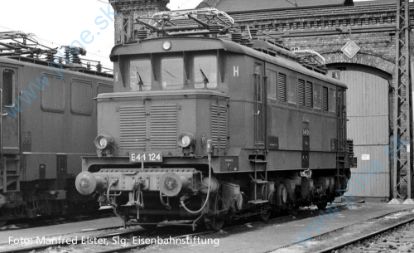 Obrázok pre 61P/51184 E 44 124 * DR IIIep